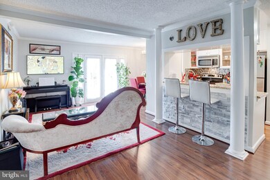 15621 Horseshoe Ln unit 621, Woodbridge, VA 22191 - photo 2