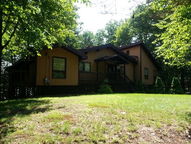 224 Fawn Lake Dr, Hawley, PA 18428 - photo 4