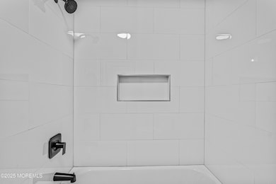 47 Buckingham Dr N - Interiors (29 of 29