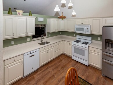 15 Marilyn Dr, Atkinson, NH 03811 - photo 7