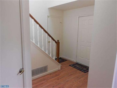 8 Pinecrest Ct, Woodbury, NJ 08096 - photo 3