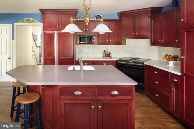 1096 Edgewood Chase, Glen Mills, PA 19342 - photo 7