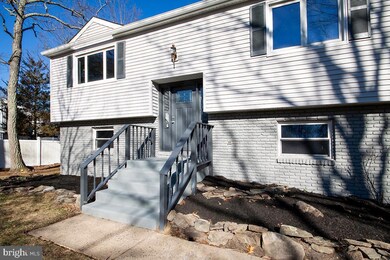 2227 Oakwood Ln, Atco, NJ 08004 - photo 5