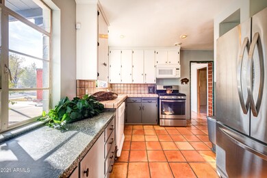 005_Kitchen