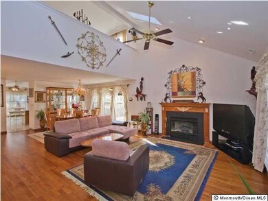 17 Hancock Ln, Manalapan, NJ 07726 - photo 2