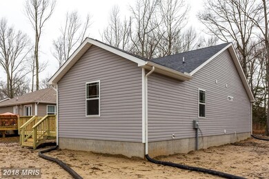 12 Latane Dr, Colonial Beach, VA 22443 - photo 3