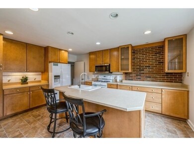 6719 Colby Ave, Windsor Heights, IA 50324 - photo 4