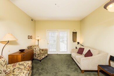 5935 N High St Apt 108-04