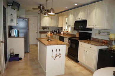 17 Brandy Ln, Pelham, NH 03076 - photo 4