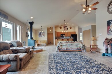 929 366th St E, Roy, WA 98580 - photo 7