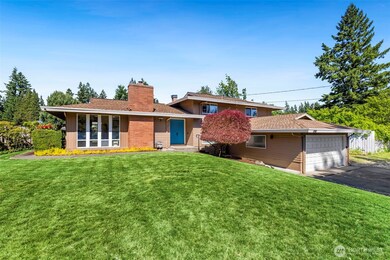 1981 SE Sequoia St, Port Orchard, WA 98366 - photo 2