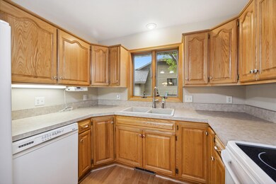 2019 High Dr, Sauk Rapids, MN 56379 - photo 4