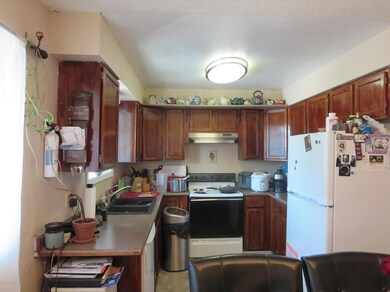 Top Kitchen