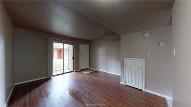 202 Lincoln Ave unit C, College Station, TX 77840 - photo 7
