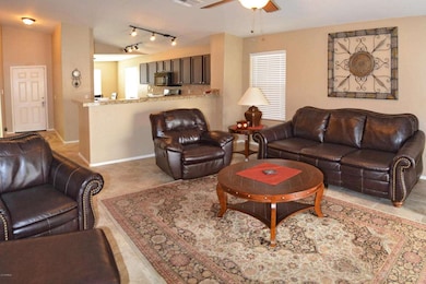 06 Family Room