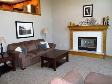 5533 Brownridge Dr, Shawnee, KS 66218 - photo 2