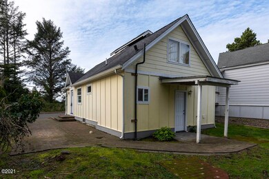 228 SE Mast Ave, Lincoln City, OR 97367 - photo 7