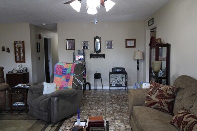 31 Hoss Dr, Laurel, MS 39443 - photo 2