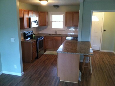307 My Pine Kitchen 2