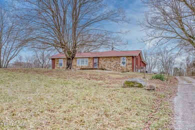 223 Charlie Peek Ln, Rickman, TN 38580 - photo 6