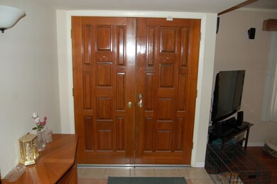 1333 E La Jolla Dr