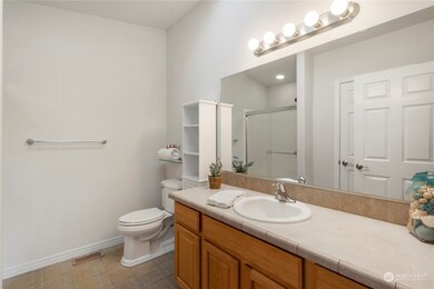 309 Oak St SW, Orting, WA 98360 - photo 6