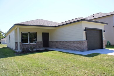 2912 5th St, Bay City, TX 77414 - photo 3
