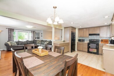 10 Bellevue Ave, North Attleboro, MA 02760 - photo 6