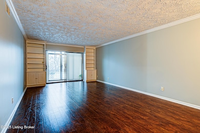 1600 Gardiner Ln unit 104B, Louisville, KY 40205 - photo 3