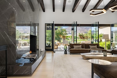 21-web-or-mls-NRPalm_OPMG_0925_021