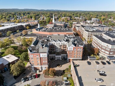 85 Memorial Rd unit 512, West Hartford, CT 06107 - photo 7