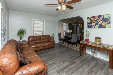 2808 Capitol Ave, Des Moines, IA 50317 - photo 3