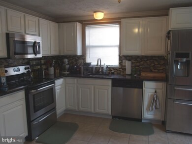 2809 Schubert Dr, Silver Spring, MD 20904 - photo 6