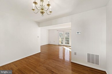 14401 Bakersfield Ct, Silver Spring, MD 20906 - photo 7