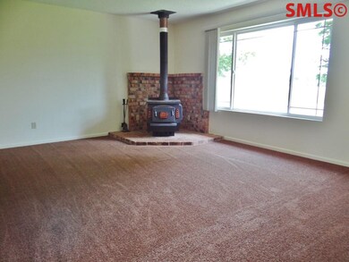 186 Moore Loop, Laclede, ID 83841 - photo 5