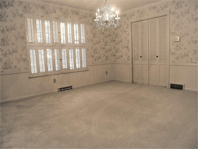 Expandable Dining Room