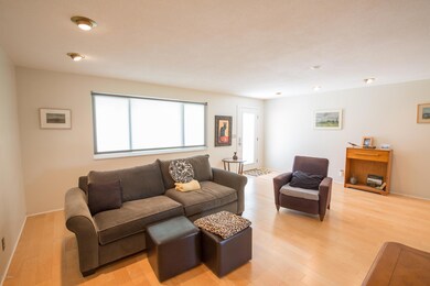 40LongfellowCircle-30