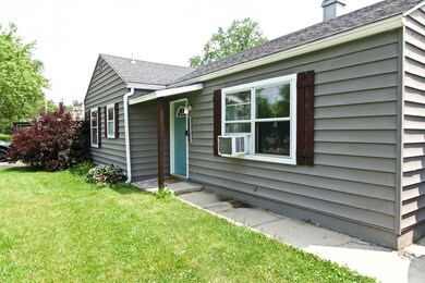 2806 S Mock Ave, Muncie, IN 47302 - photo 3