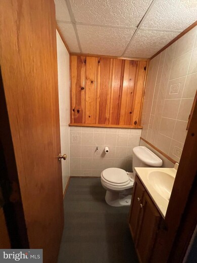 1810 Trenleigh Rd, Parkville, MD 21234 - photo 4