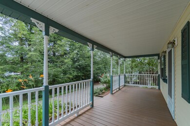 2509 Oaklawn Ave, Schenectady, NY 12306 - photo 3