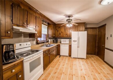 4807 Pawpans Ct, North Chesterfield, VA 23237 - photo 6