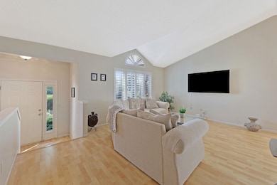 813 S Cranbrook Cir, Wichita, KS 67207 - photo 3