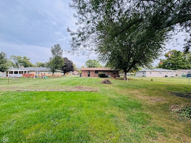 6905 Hendricks St, Anderson, IN 46013 - photo 7