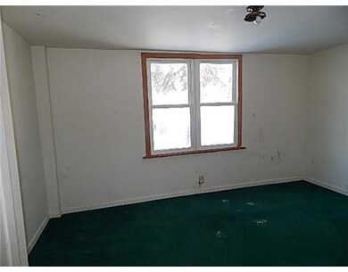 2215 E Walnut St, Des Moines, IA 50317 - photo 5