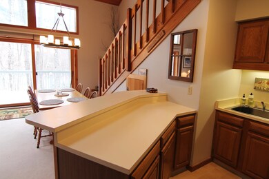 11 Marcalus Rd unit 2, Lincoln, NH 03251 - photo 4