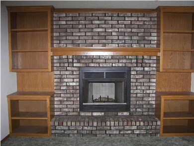 Wood burning fireplace in the livingroom