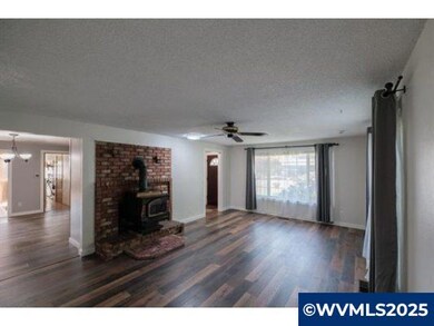 4722 Indiana Ave NE, Salem, OR 97305 - photo 4