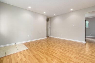 Living Room 4