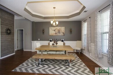 Formal Dining