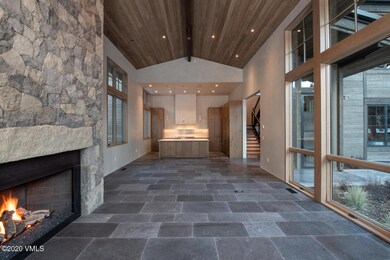 1022EaglesNest_Living2